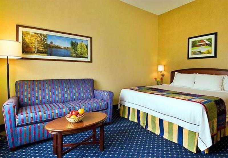 Отель Courtyard By Marriott Линчберг Номер фото